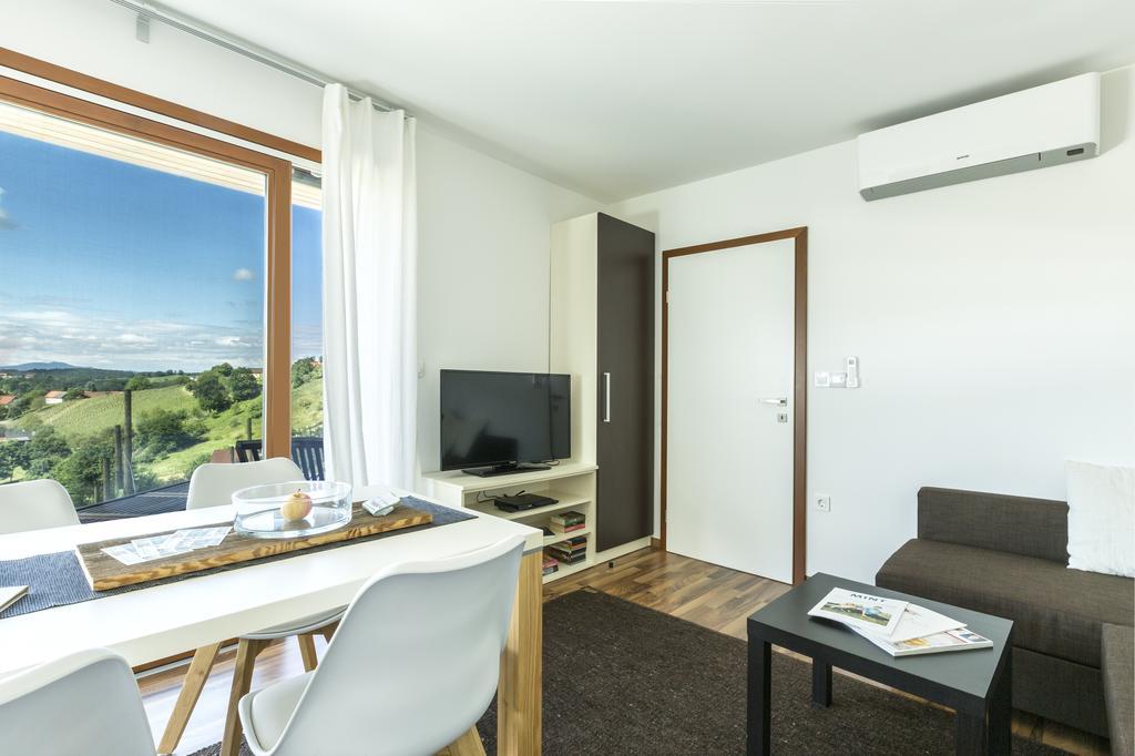 Weingarten-Resort Unterlamm Loipersdorf - Adults Only Luaran gambar